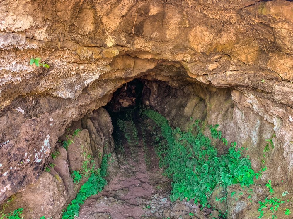Paia Dwarfs Cave